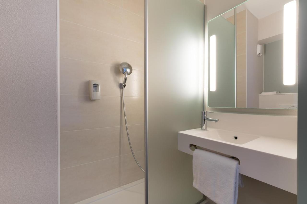 B&B Hotel Marseille La Valentine St Menet Buitenkant foto